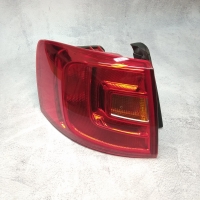 Задній лівий зовнішній ліхтар VW Jetta (Фольксваген Джетта) 2011-2014