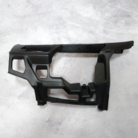 Кріплення бампера переднього (кронштейн) лівий зовнішній VW Golf 6 (Фольксваген Гольф 6)