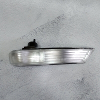 Покажчик повороту в дзеркало правий Ford Focus 2008- / Mondeo 2010- (Европа) Покажчик повороту в дзеркало правий Ford Focus 2008- / Mondeo 2010- (Европа)