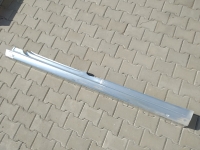 Порог лівий VW Caddy 3 (Фольксваген Каді 3) 2004-2015 без боковой двері