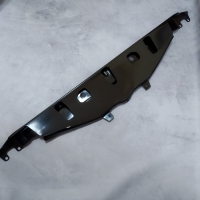 Панель передня, верхня (передня частина) BMW 5 F10 (БМВ 5 Ф10) 2010-2017 51647200689 Панель передня, верхня (передня частина) BMW 5 F10 (БМВ 5 Ф10) 2010-2017 51647200689