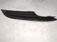 Решітка в бампер права VW Golf 7 Comfortline Решітка в бампер права VW Golf 7 Comfortline