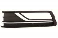 Решітка в бампер ліва VW Passat B8 (Фольксваген Пассат Б8) USA 2016-2019