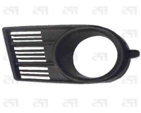 Решітка в бампер права (по 2007, з отвором противотуманки)