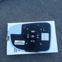 Mazda 2 DJ (Мазда 2) 2014-2022 вкладиш дзеркала правого (скло, дзеркальний елемент)