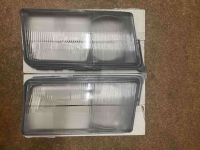 Скло фари лівої з рамкою Mercedes 190 (W201) Скло фари лівої з рамкою Mercedes 190 (W201)