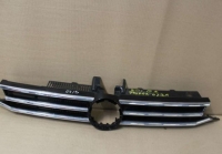 Решітка радіатора VW Touran (Фольксваген Тоуран) 2015-2020 5TA853651LLDB