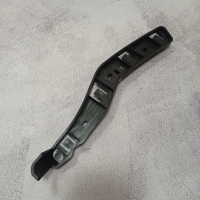 Кронштейн преднего бампера лівий Fiat 500L (Фіат 500L) 2012-2020