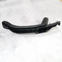 Кронштейн переднього бампера лівий VW Golf 5 / VW Jetta 5