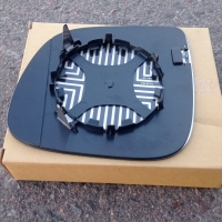 Скло дзеркала (вкладиш, дзеркальний елемент) правий Audi Q7 / VW Touareg / VW T5 Скло дзеркала (вкладиш, дзеркальний елемент) правий Audi Q7 / VW Touareg / VW T5