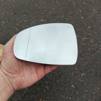 Вкладиш (дзеркальний елемент) дзеркала лівого з підігрівом на Ауді А1 (Audi A1 8X) 2010-2015 Вкладиш (дзеркальний елемент) дзеркала лівого з підігрівом на Ауді А1 (Audi A1 8X) 2010-2015