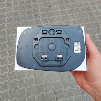 Скло дзеркала (вкладиш, дзеркальний елемент) правий з підігрівом Toyota Corolla E15 (Тойота Королла Е15) 2007-2013