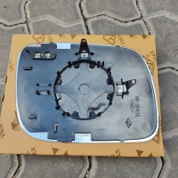 Скло (вкладиш, дзеркальний елемент) дзеркала лівий VW Touareg 2002-2007