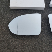 Скло дзеркала (дзеркальний елемент) лівого VW Passat B8 (Фольксваген Пассат Б8 евро) Скло дзеркала (дзеркальний елемент) лівого VW Passat B8 (Фольксваген Пассат Б8 евро)