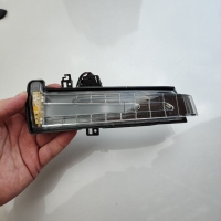 Покажчик повороту (поворот) в лівому дзеркалі Mercedes GLA X156 (Мерседес GLA X156) 2013 - 2020