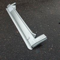 Порог правий (під пасажирську дверь) VW Transporter T4 Порог правий (під пасажирську дверь) VW Transporter T4