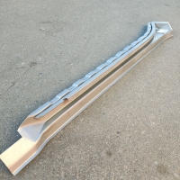 Порог правий внутрішній (під роздвижну дверь) с направляющей VW Transporter T4 Порог правий внутрішній (під роздвижну дверь) с направляющей VW Transporter T4