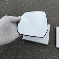 Вкладиш дзеркала (скло, дзеркальний елемент) лівий Nissan Leaf (Ніссан Ліф) 2010 - 2018