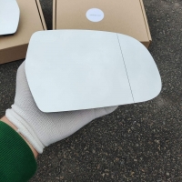 Вкладиш (скло) правого дзеркала з підігрівом Audi A4 B8 (Ауді А4 Б8) після 2010 Вкладиш (скло) правого дзеркала з підігрівом Audi A4 B8 (Ауді А4 Б8) після 2010