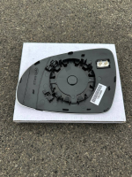 Вкладиш дзеркала (скло, дзеркальний елемент) правого Kia Sportage QL (Киа Спортейдж) 2015-2021 Вкладиш дзеркала (скло, дзеркальний елемент) правого Kia Sportage QL (Киа Спортейдж) 2015-2021