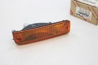 Покажчик повороту правий в бампер Toyota Carina 2 1987-1991 Покажчик повороту правий в бампер Toyota Carina 2 1987-1991