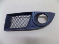 Решітка в бампер ліва (з отв. противотуманки) Fiat Doblo 2005-2009