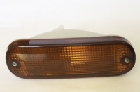 Покажчик повороту (поворот, поворотник) в бампері правий Suzuki Swift (Сузуки Свифт) 1989-1996 Покажчик повороту (поворот, поворотник) в бампері правий Suzuki Swift (Сузуки Свифт) 1989-1996