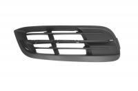 Решітка вентилятора права, буфер  BMW 5 F10 (БМВ 5 Ф10) 2010-2017